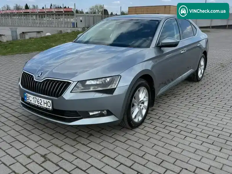 Skoda Superb 2019, фото з оголошення 2 з 17, VIN TMBAL8NP6KB300181