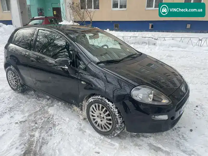 Fiat Punto 2012, фото з оголошення 2 з 7, VIN ZFA19900000880060