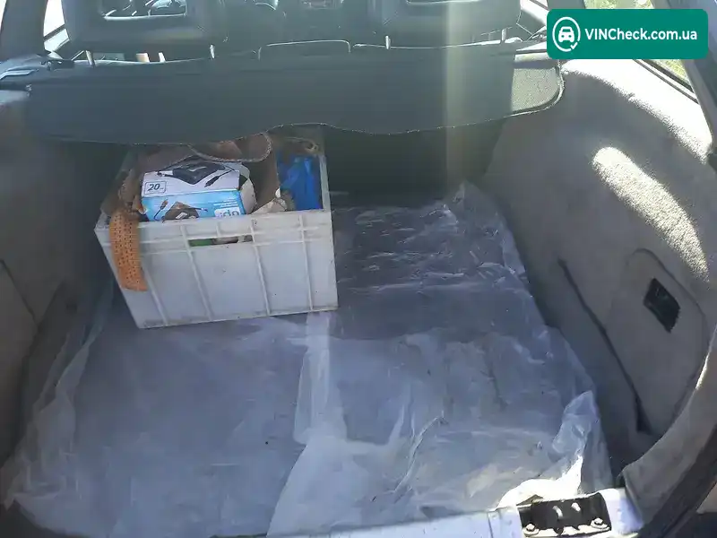 Audi 80 1994, фото з оголошення 2 з 11, VIN WAUZZZ81ZFA167839