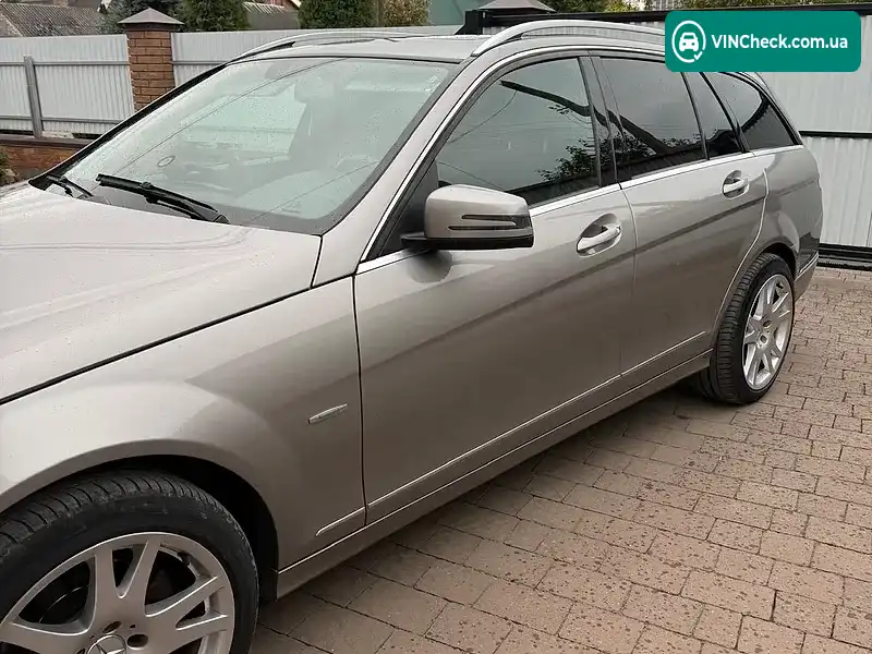 Mercedes-Benz C-Class 2008, фото з оголошення 2 з 14, VIN WDD2042071F260424