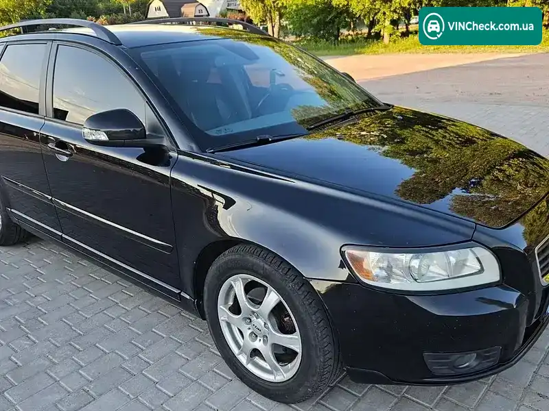 Volvo V50 2009, фото з оголошення 1 з 20, VIN YV1MW76F2A2548794