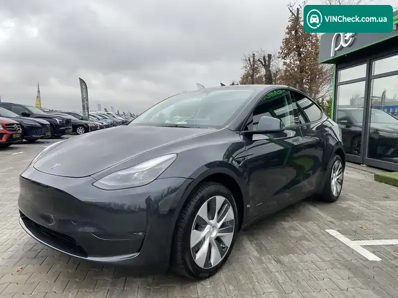 Tesla Model Y 2024, фото з оголошення 2 з 20, VIN 7SAYGDEE4RA251337