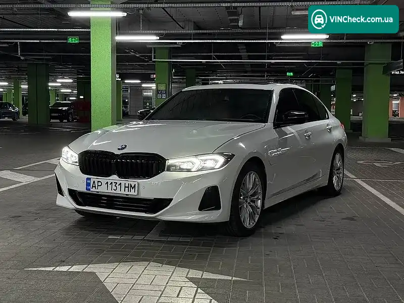 BMW 3 Series 2023, фото з оголошення 1 з 13, VIN 3MW39FF03R8D97474