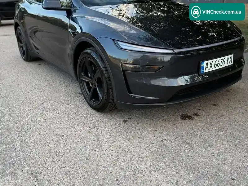 Tesla Model Y 2025, фото з оголошення 2 з 18, VIN 7SAYGDED5TF404728