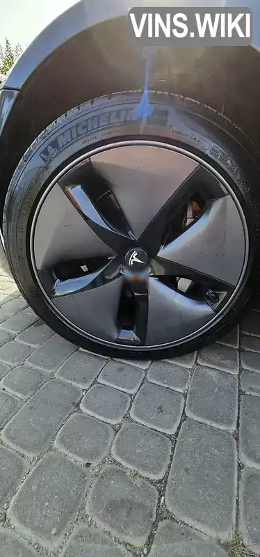 Tesla Model 3 2022, фото з оголошення 2 з 13, VIN 5YJ3E1EB5NF274737