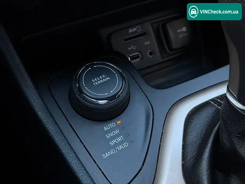 Jeep Cherokee 2016, фото з оголошення 2 з 20, VIN 1C4PJMCB9GW271727