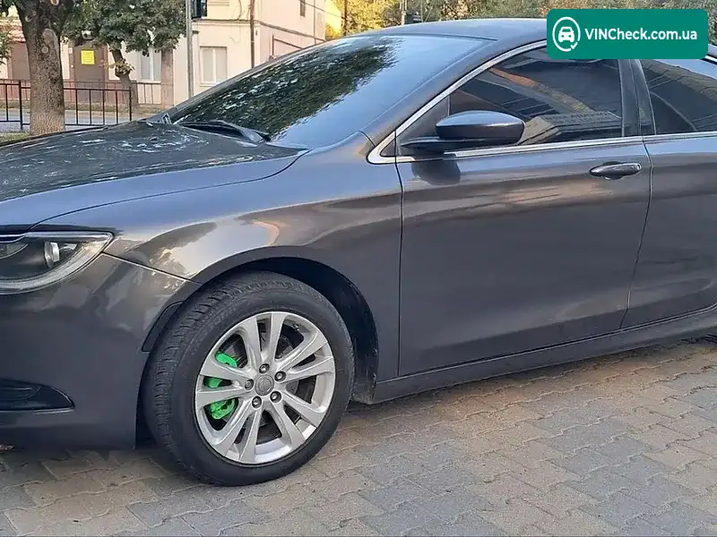 Chrysler 200 2015, фото з оголошення 1 з 20, VIN 1C3CCCAB7FN725648