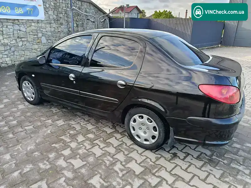 Peugeot 206 2007, фото з оголошення 2 з 21, VIN VF32BKFWA72772206