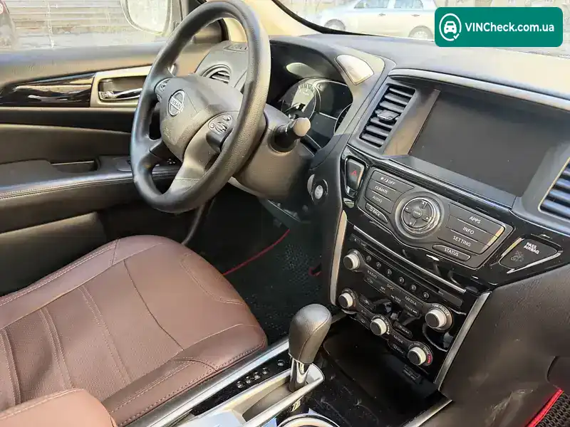 Nissan Pathfinder 2018, фото з оголошення 1 з 15, VIN 5N1DR2MN7JC650318