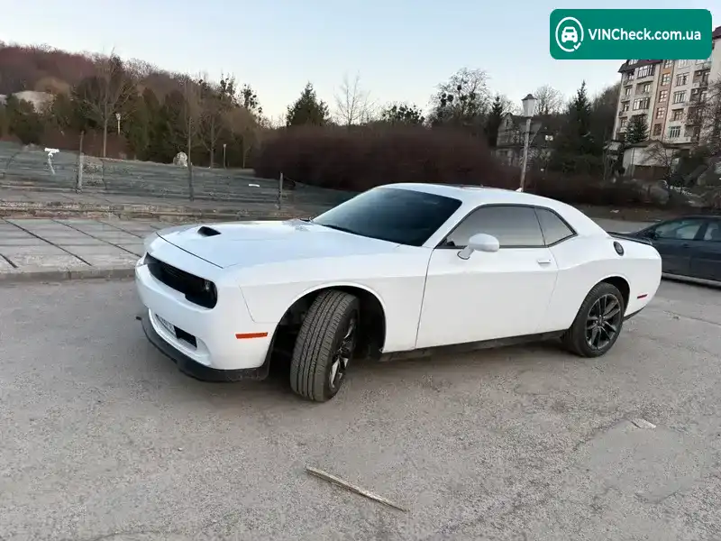 Dodge Challenger 2023, фото з оголошення 1 з 18, VIN 2C3CDZKG7PH670560