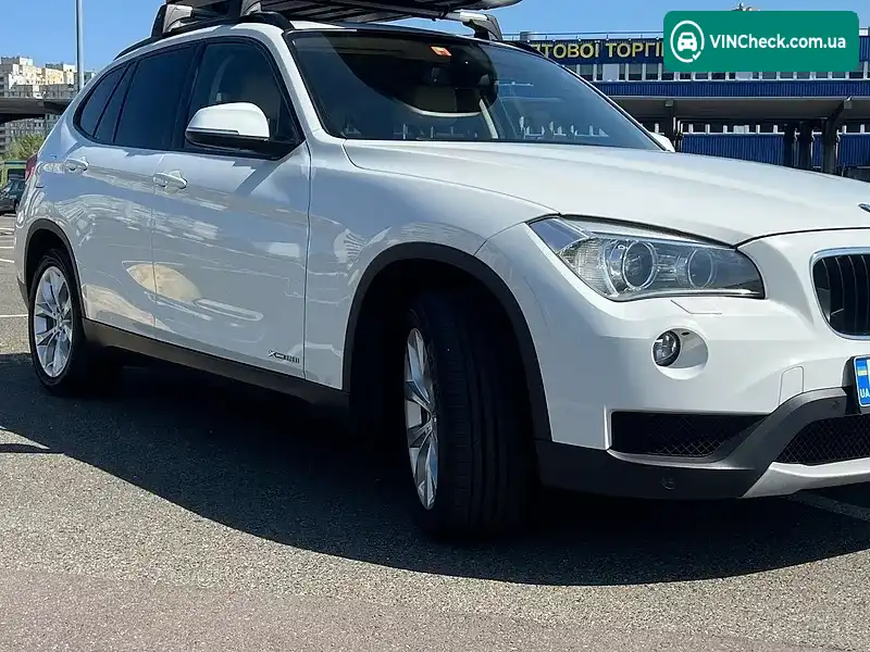 BMW X1 2013, фото з оголошення 2 з 20, VIN WBAVL1C52DVR90231