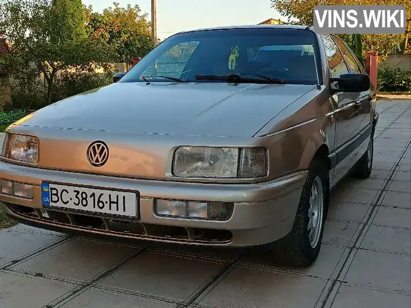 Volkswagen Passat 1988, фото з оголошення 2 з 21, VIN WVWZZZ31ZJE034639