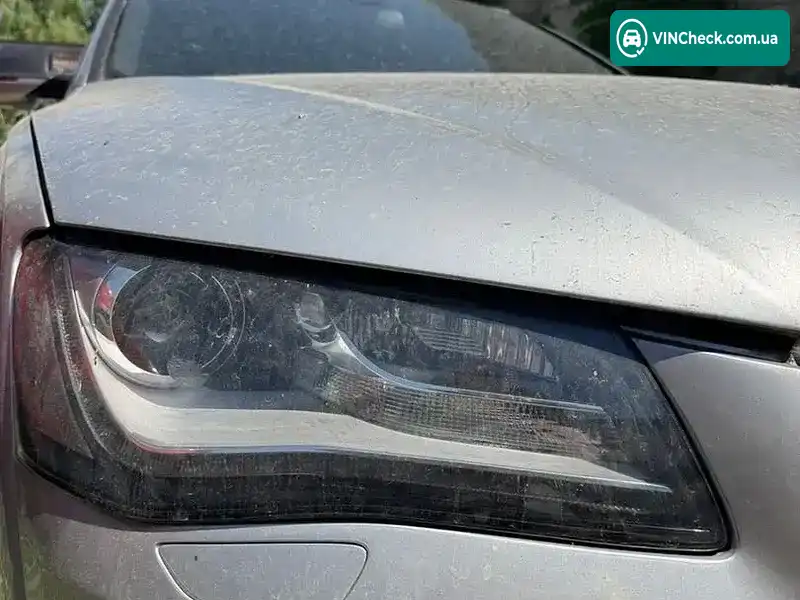 Audi A8 2011, фото з оголошення 2 з 19, VIN WAUZZZ4H1BN018690