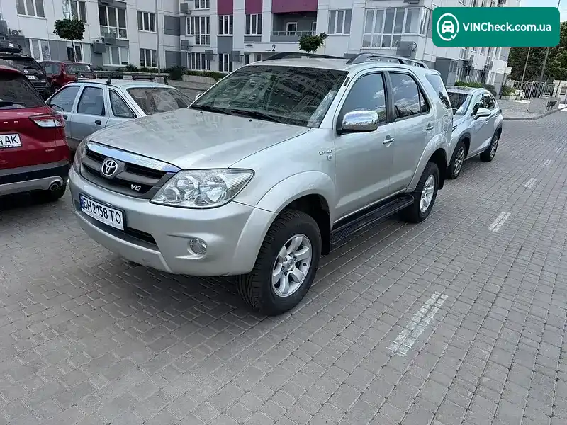 Toyota Fortuner 2007, фото з оголошення 1 з 7, VIN MHFYU59G107002078