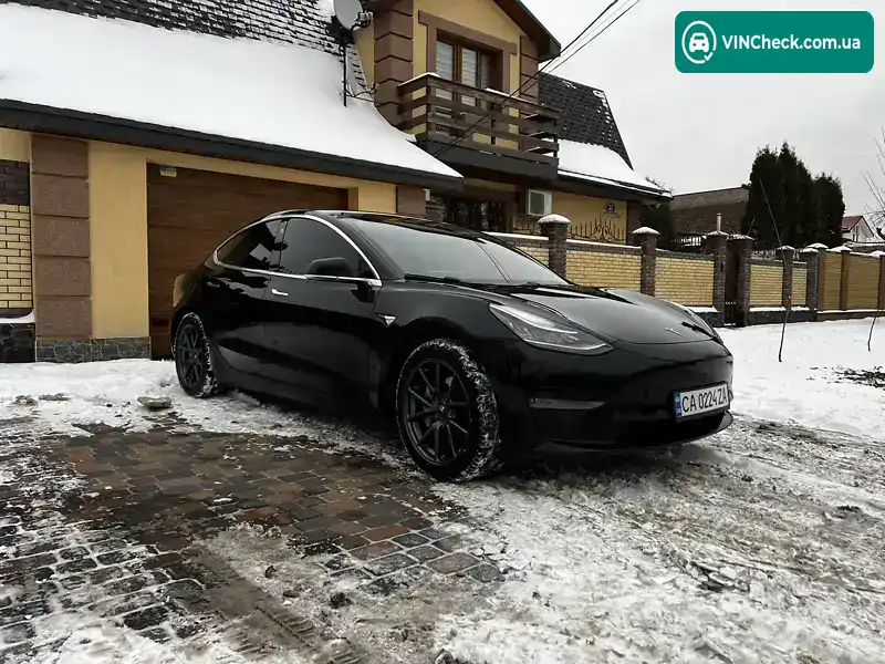 Tesla Model 3 2018, фото з оголошення 2 з 20, VIN 5YJ3E1EAXJF020992