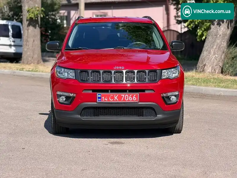 Jeep Compass 2019, фото з оголошення 2 з 20, VIN 3C4NJCAB9JT335346