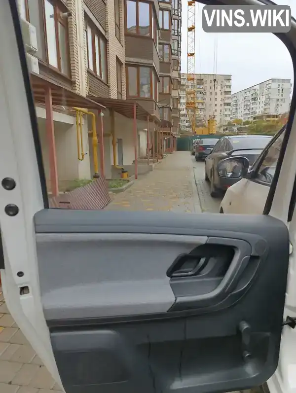 Skoda Roomster 2014, фото з оголошення 2 з 21, VIN TMBNJ65J2F5006367