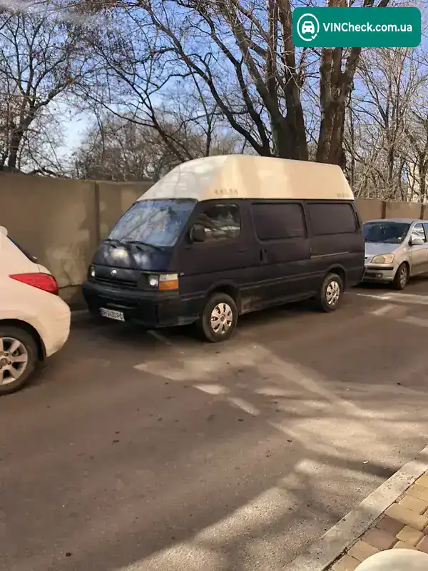 Toyota Hiace 1993, фото з оголошення 1 з 3, VIN JT121LHB200060274