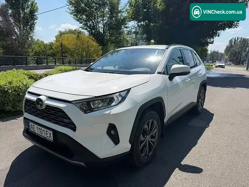 Toyota RAV4 2023, фото з оголошення 2 з 20, VIN JTMW73FV80D125220