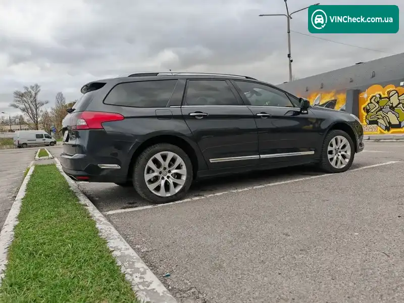 Citroen C5 2010, фото з оголошення 2 з 15, VIN VF7RW4HLAAL573568