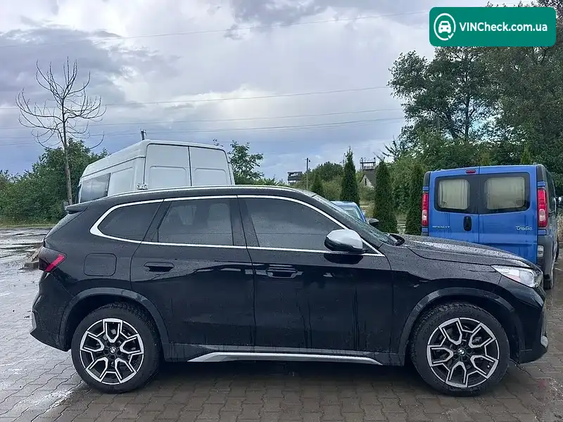 BMW X1 2023, фото з оголошення 2 з 11, VIN WBX73EF07P5X56080