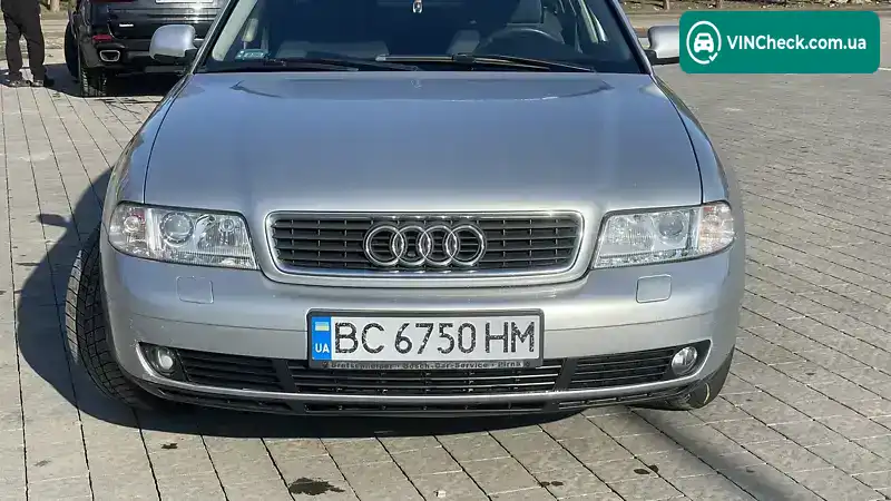Audi A4 2000, фото з оголошення 2 з 19, VIN WAUZZZ8DZ1A057534