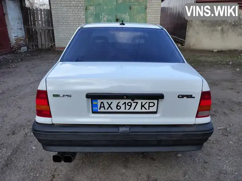 Opel Kadett 1990, фото з оголошення 2 з 16, VIN VSX000039L4238833