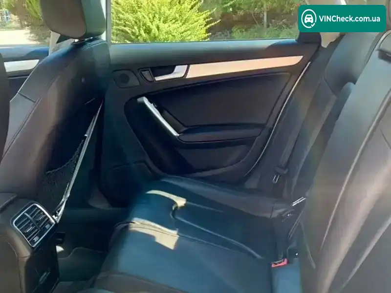 Audi A4 2014, фото з оголошення 2 з 20, VIN WAUDFAFL1FN006258