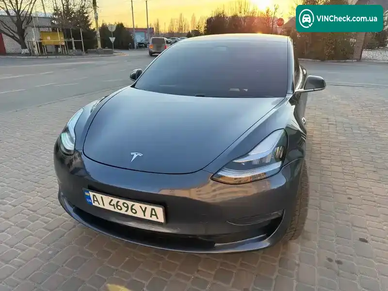 Tesla Model 3 2018, фото з оголошення 1 з 12, VIN 5YJ3E1EA1JF158761