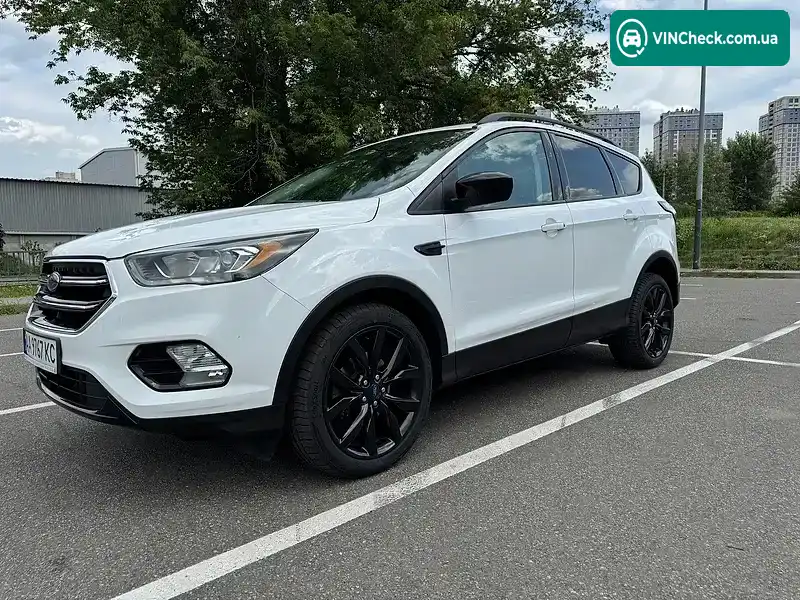 Ford Escape 2018, фото з оголошення 1 з 20, VIN 1FMCU0GDXJUD51157