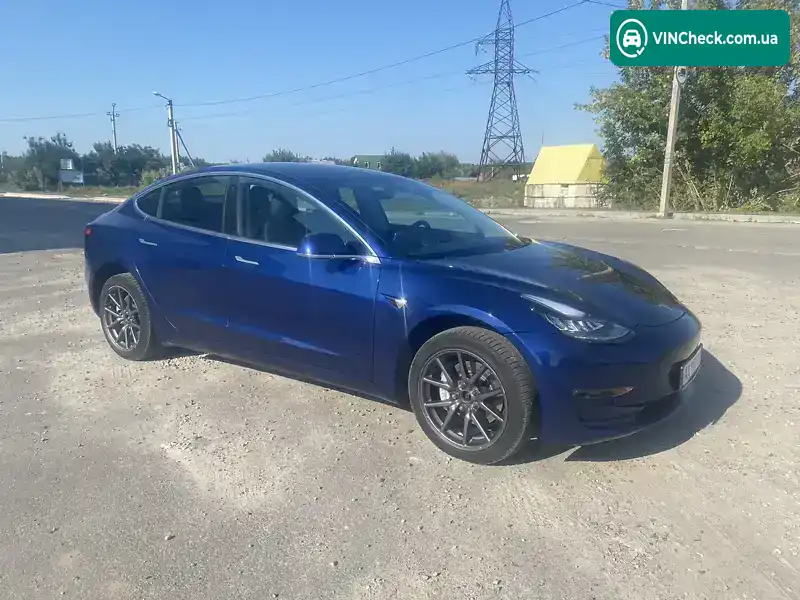 Tesla Model 3 2019, фото з оголошення 1 з 18, VIN 5YJ3E1EB4KF210930