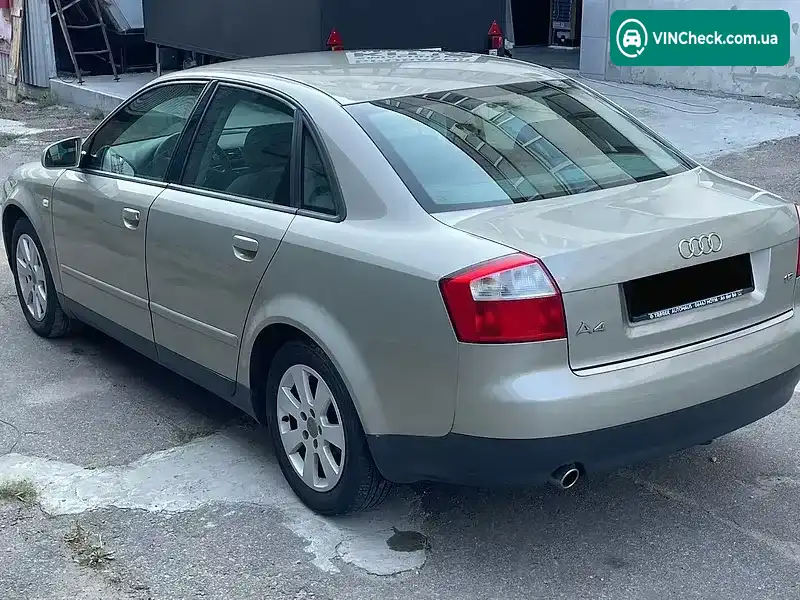 Audi A4 2002, фото з оголошення 1 з 4, VIN WAUZZZ8E23A017458