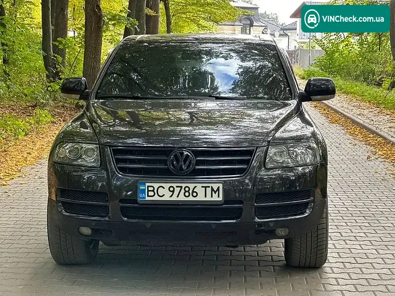 Volkswagen Touareg 2004, фото з оголошення 1 з 8, VIN WVGZZZ7LZ5D039102