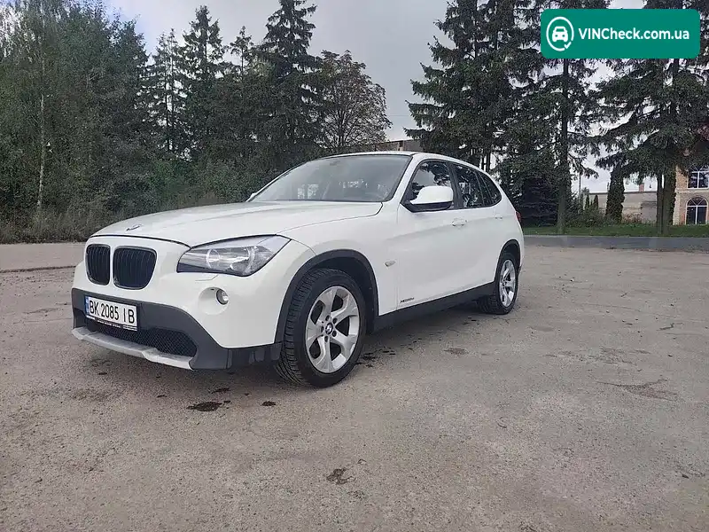 BMW X1 2011, фото з оголошення 2 з 4, VIN WBAVP11050VR66222
