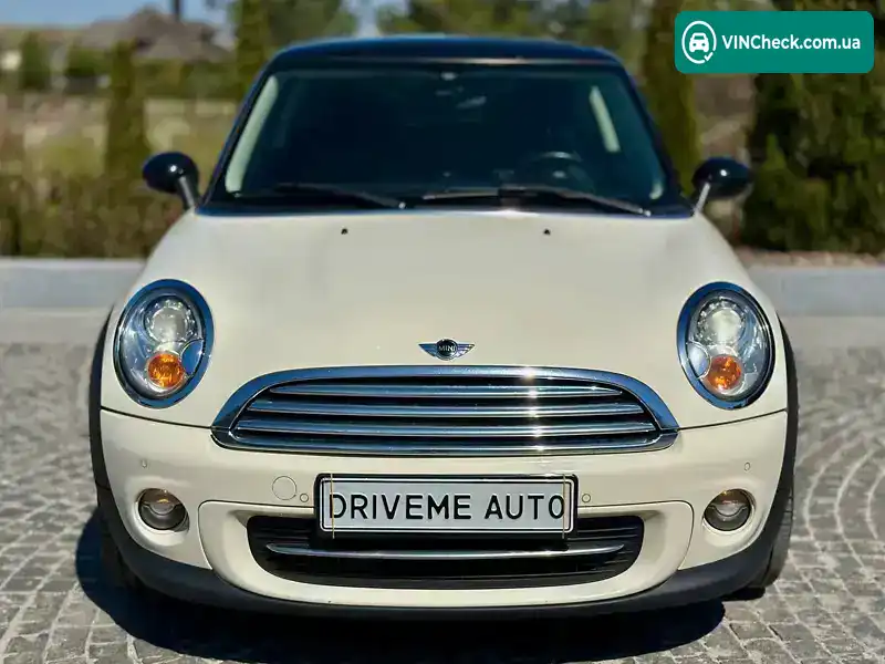 MINI Hatch 2012, фото з оголошення 2 з 21, VIN WMWSU31020T446661