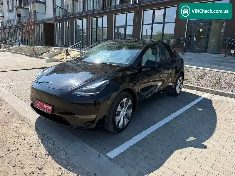 Tesla Model Y 2023, фото з оголошення 1 з 12, VIN 7SAYGDEE2PA186128