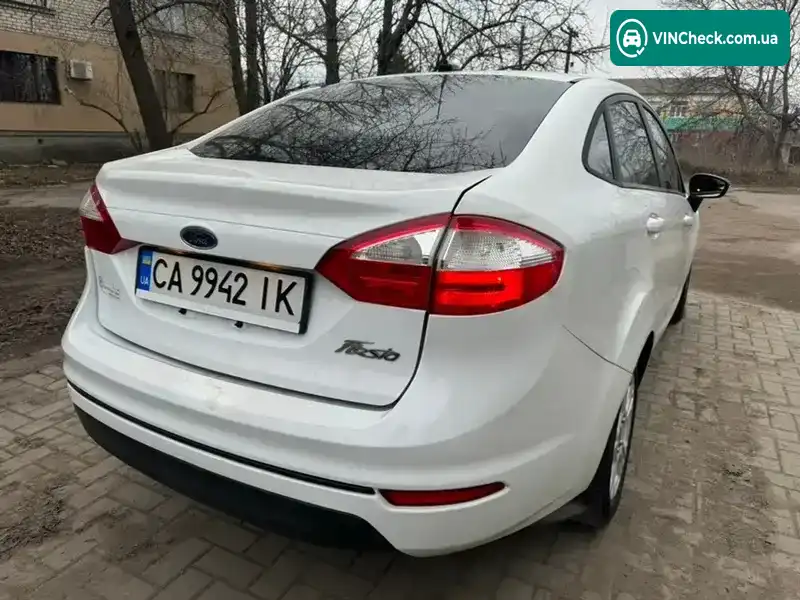 Ford Fiesta 2015, фото з оголошення 2 з 6, VIN 3FADP4BJ6FM187525