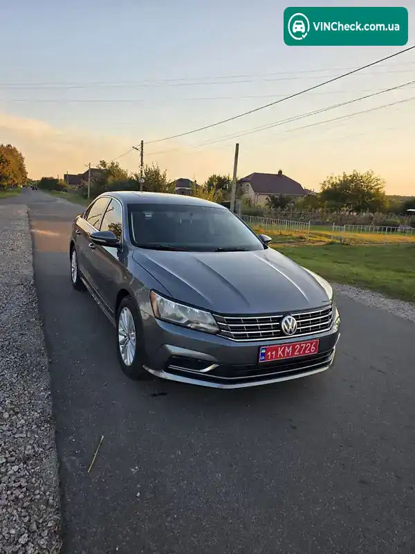 Volkswagen Passat 2017, фото з оголошення 1 з 14, VIN 1VWBT7A3XHC048954