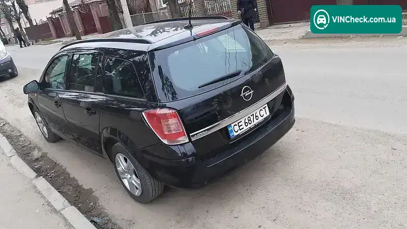 Opel Astra 2009, фото з оголошення 2 з 10, VIN W0L0AHL35A2004582