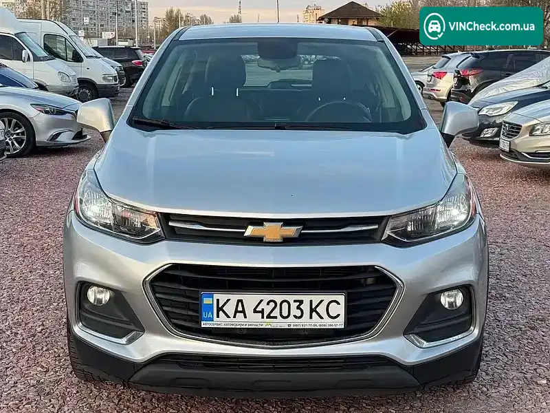 Chevrolet Trax 2020, фото з оголошення 2 з 21, VIN KL7CJKSBXLB339200