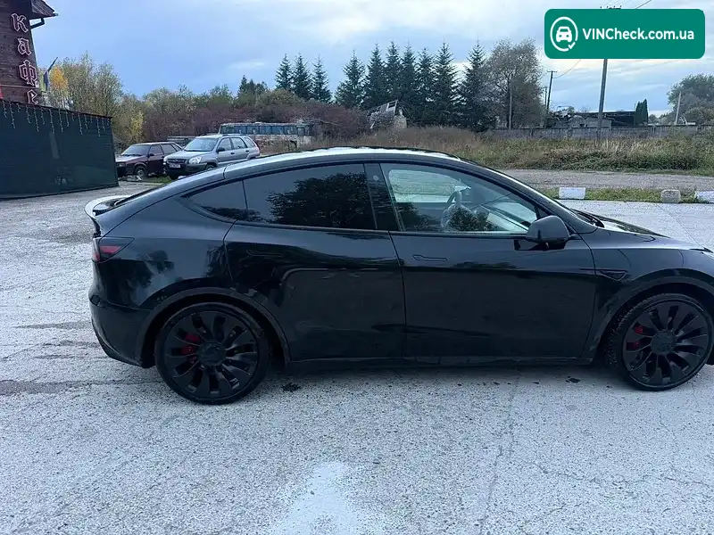 Tesla Model Y 2022, фото з оголошення 2 з 20, VIN 7SAYGDEF3PF625073