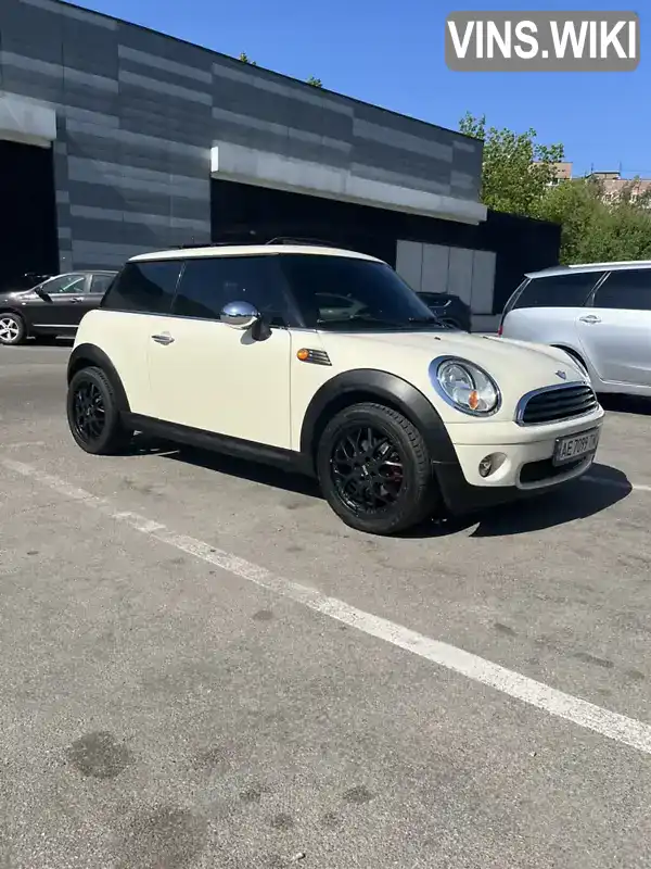 MINI Hatch 2007, фото з оголошення 2 з 21, VIN WMWME31050TL73324