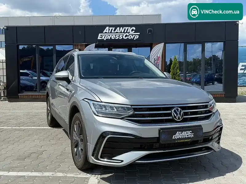 Volkswagen Tiguan 2022, фото з оголошення 2 з 20, VIN 3VV3B7AX8NM107587