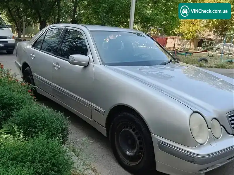 Mercedes-Benz E-Class 2001, фото з оголошення 1 з 9, VIN WDB2100161B412381