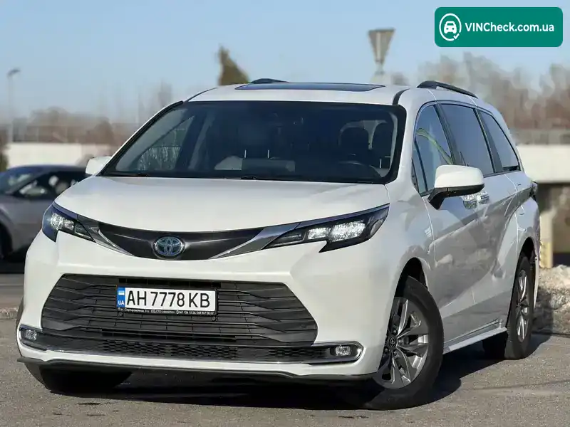 Toyota Sienna 2023, фото з оголошення 1 з 21, VIN 5TDYRKEC1RS184639