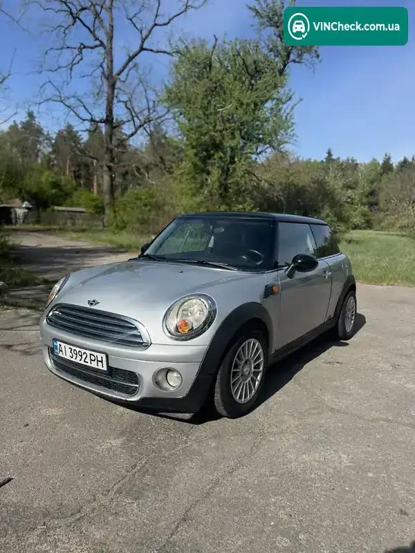 MINI Hatch 2008, фото з оголошення 2 з 9, VIN WMWMG31060TU35257