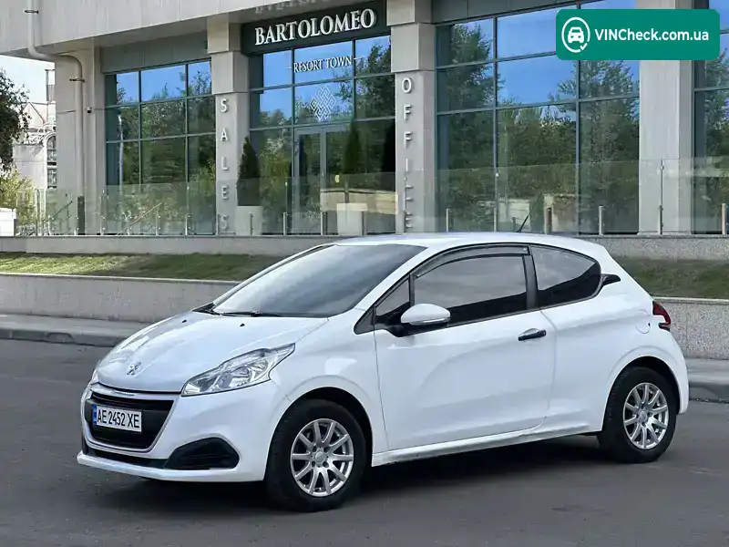 Peugeot 208 2016, фото з оголошення 2 з 20, VIN VF3CAHMP6GT207672
