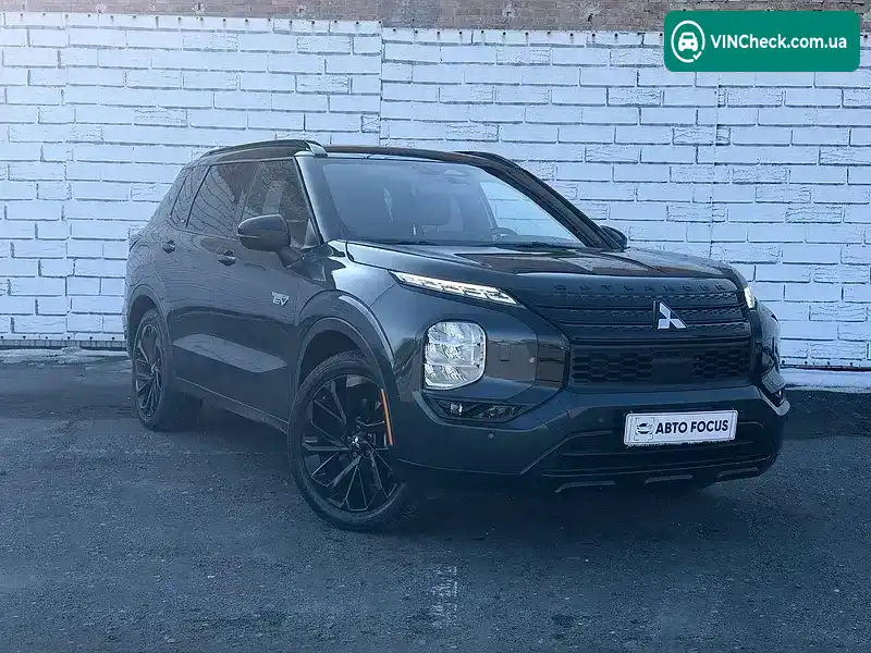 Mitsubishi Outlander 2024, фото з оголошення 1 з 21, VIN JA4T5WA92RZ623430