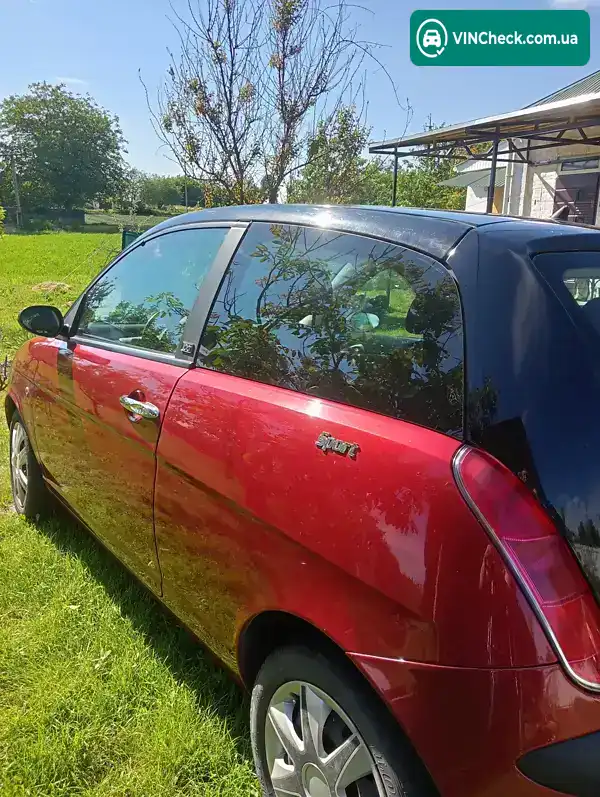 Lancia Ypsilon 2006, фото з оголошення 2 з 14, VIN ZLA84300003067639