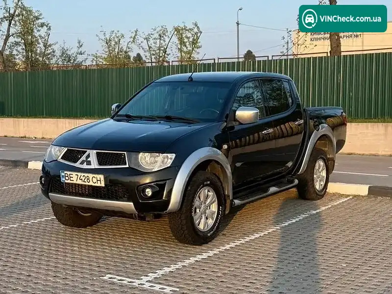 Mitsubishi L 200 2011, фото з оголошення 1 з 12, VIN MMCJRKB40BDZ20198